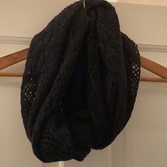 La Bottega di Brunella scarf neck wrap made in Italy infinity scarf - Picture 3 of 8